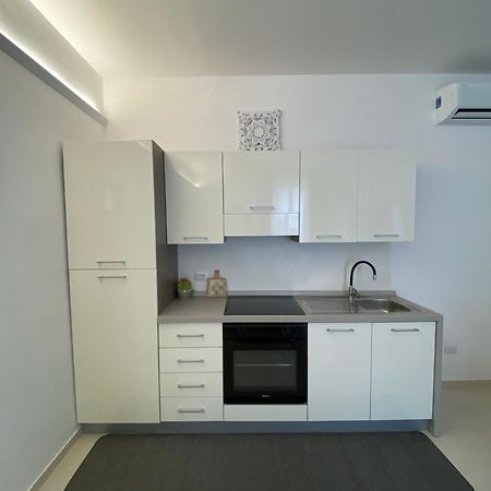 Le Buguse Suite Apartment Λέτσε Εξωτερικό φωτογραφία