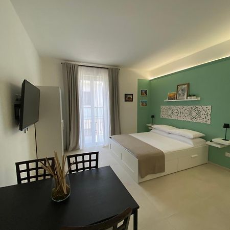 Le Buguse Suite Apartment Λέτσε Εξωτερικό φωτογραφία
